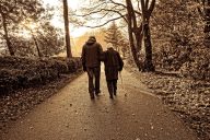 Miten tunnistaa kotona asuvan vanhuksen yksinäisyys?