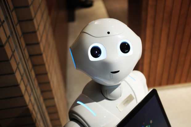 Uutuuskirjavinkit – Robotiikka ja älykkäät teknologiat