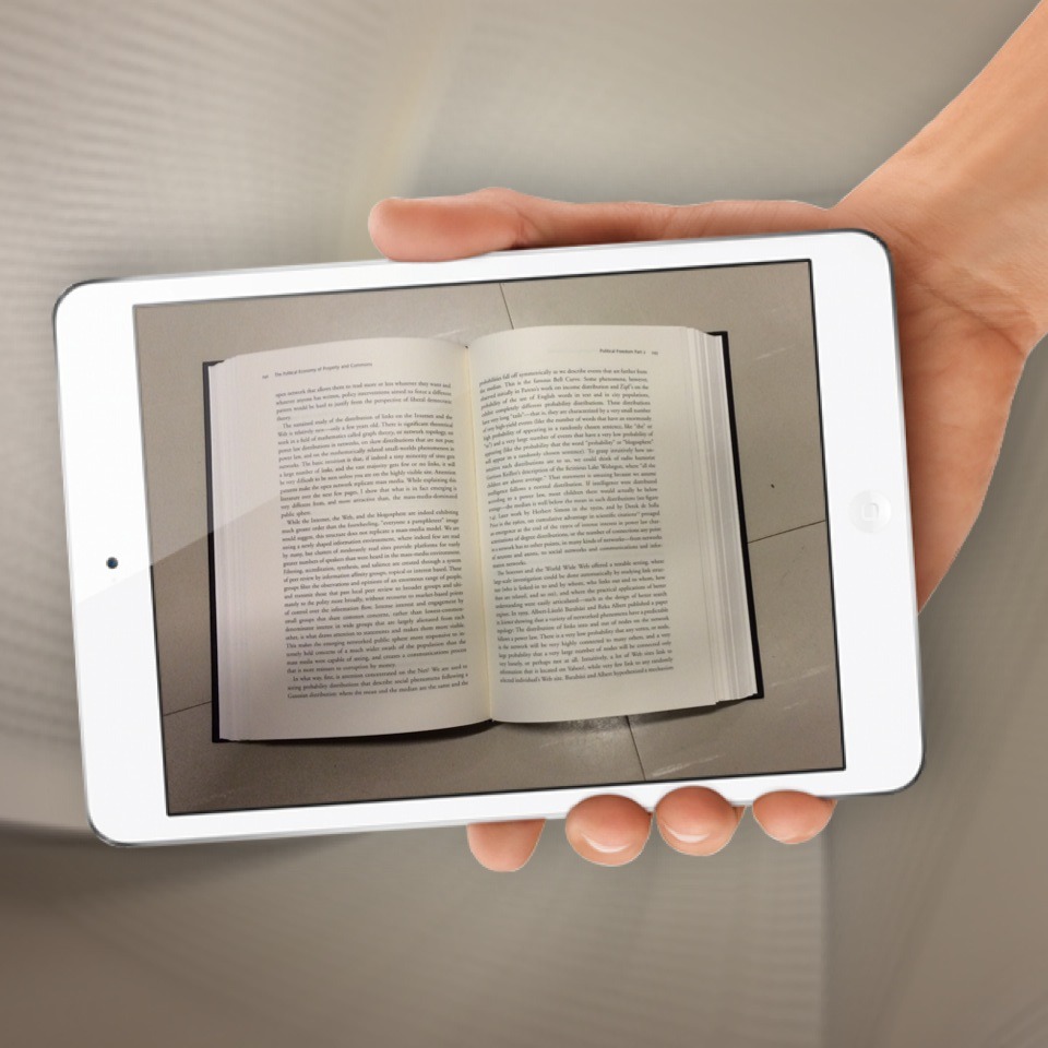 Parhaan lukukokemuksen saat lukemalla e-kirjan tabletilla tai lukulaitteella.